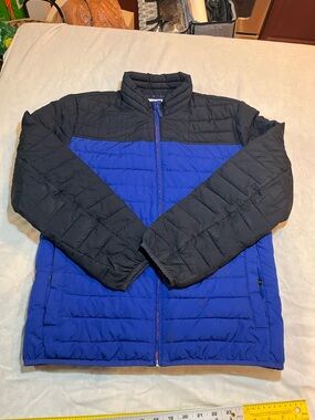 Gap Men's Two-Tone Quilted Jacket - Blue & Black size medium